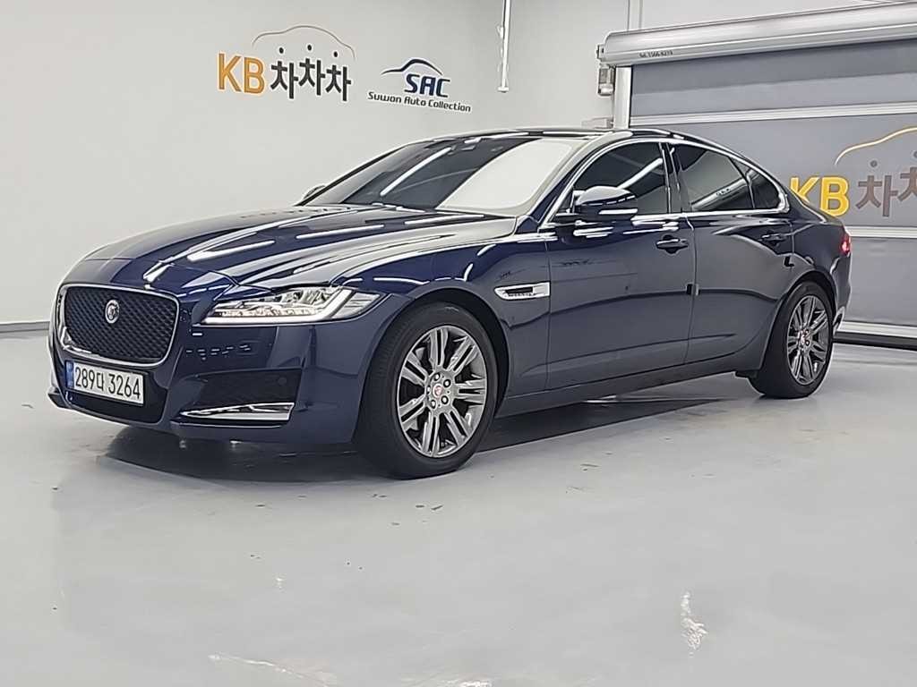 재규어 XF XF(X260) 2.0D 프레스티지 AWD 이미지 2