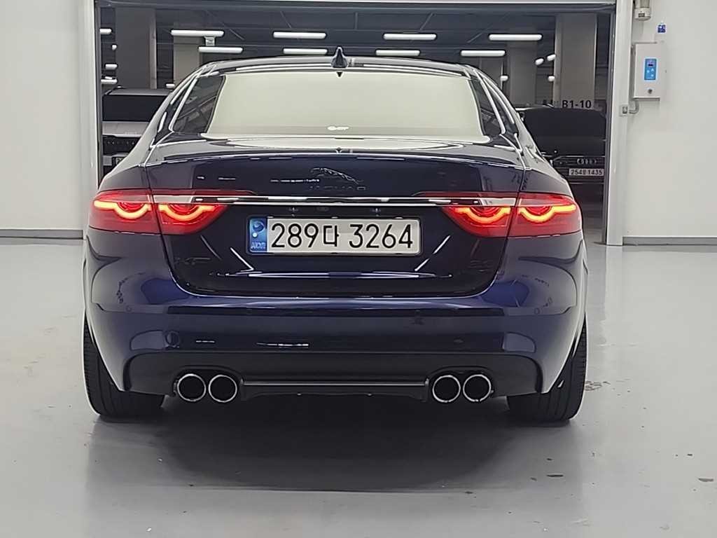 재규어 XF XF(X260) 2.0D 프레스티지 AWD 이미지 4