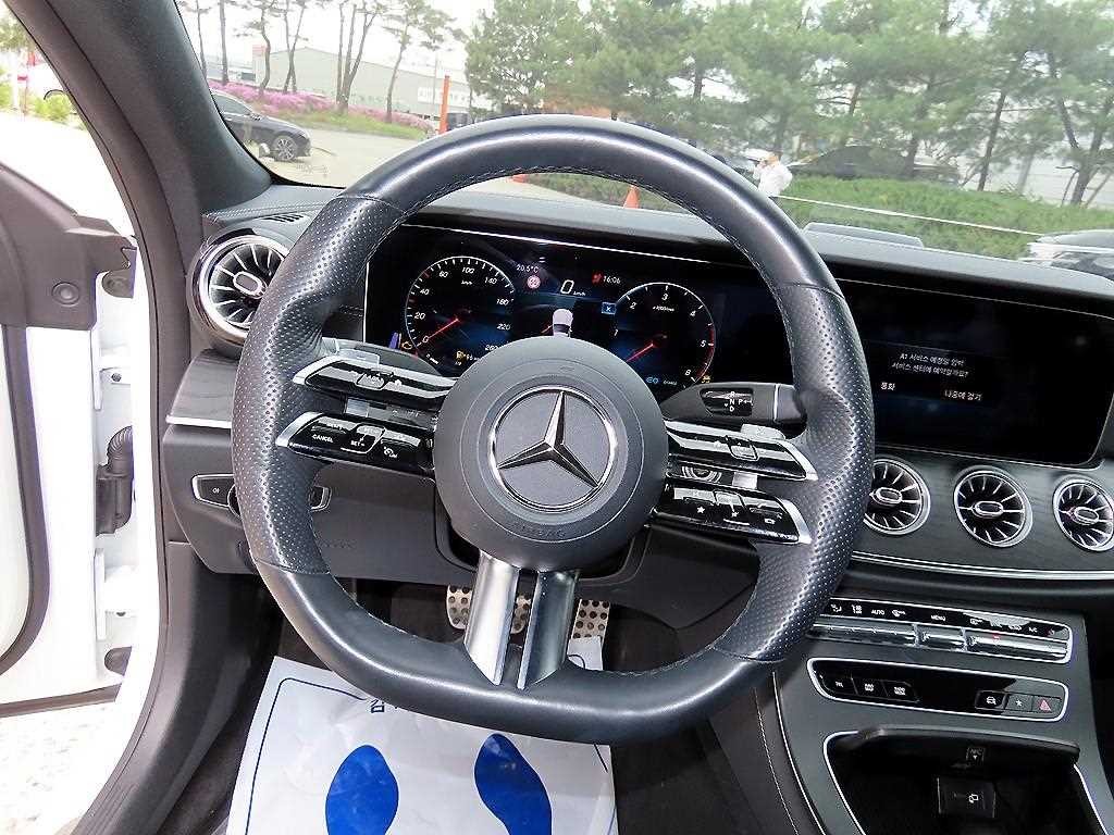벤츠 CLS 클래스 CLS클래스 C257 CLS 300d 4MATIC 이미지 8