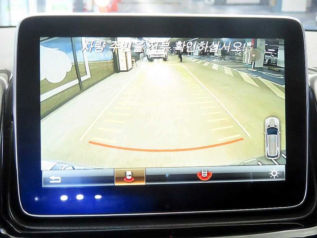 벤츠 GLE 클래스 GLE 클래스 W166 GLE 250 d 4MATIC 이미지 12