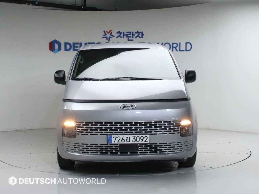 현대 스타리아 4WD 디젤 투어러 스마트 11인승 이미지 3