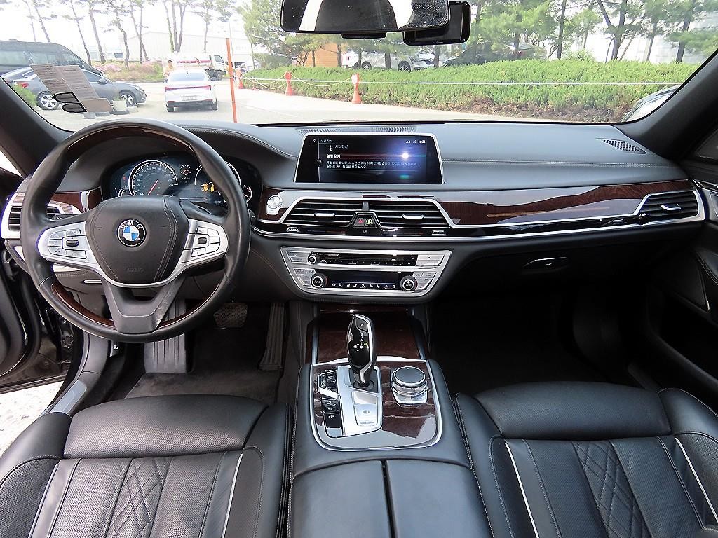 BMW 7시리즈 7시리즈 (G11) 730Ld xDrive 이미지 7