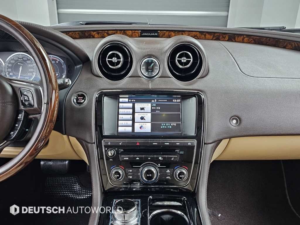 재규어 XJ XJ (X351) 3.0D 프리미엄 럭셔리 SWB 이미지 14