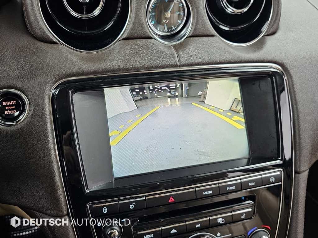 재규어 XJ XJ (X351) 3.0D 프리미엄 럭셔리 SWB 이미지 15