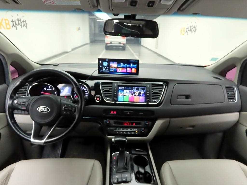 기아 카니발 올 뉴 카니발 디젤 9인승 프레스티지 이미지 7