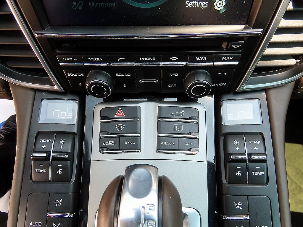 포르쉐 파나메라 3.6 AWD 이미지 13