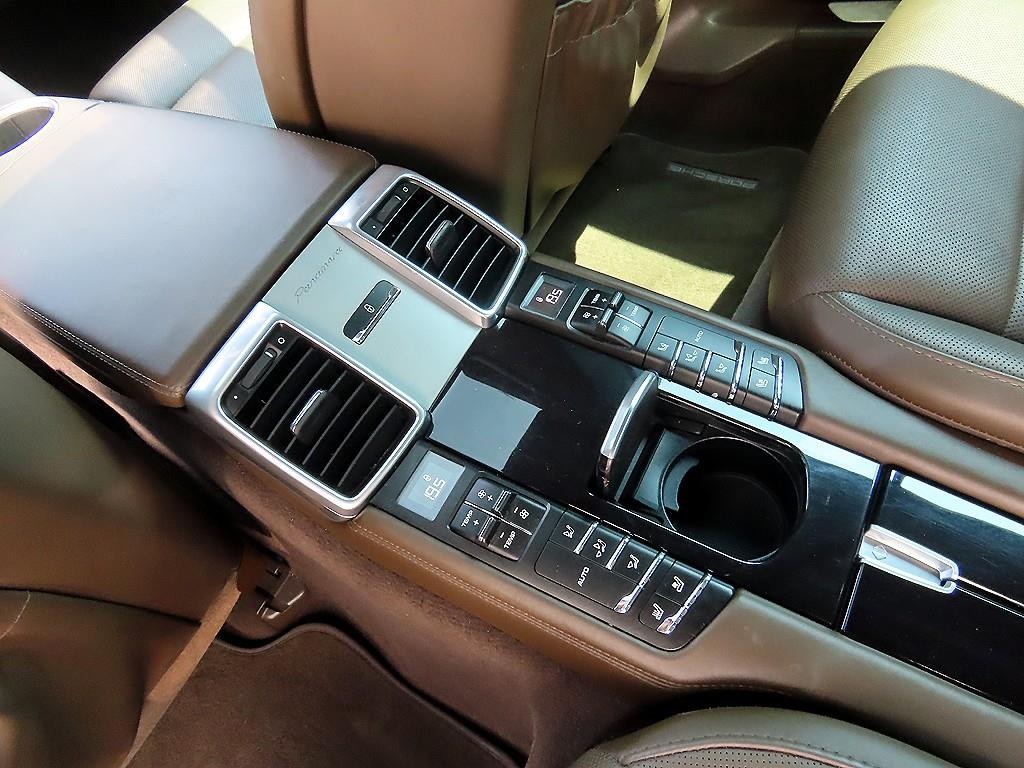 포르쉐 파나메라 3.6 AWD 이미지 16
