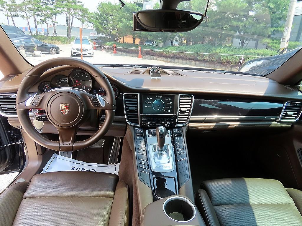 포르쉐 파나메라 3.6 AWD 이미지 7