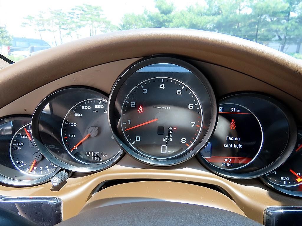 포르쉐 파나메라 3.6 AWD 이미지 9