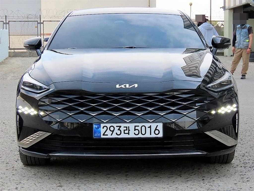 기아 K8 3.5 4WD 플래티넘 이미지 2