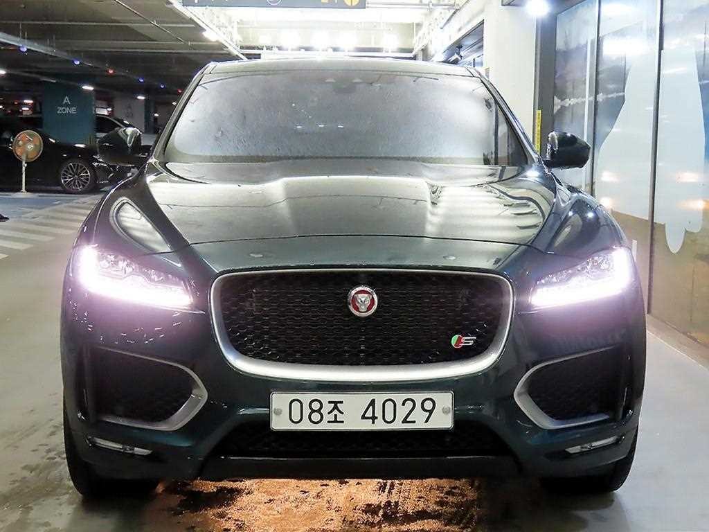 재규어 F-PACE 30d S 이미지 2