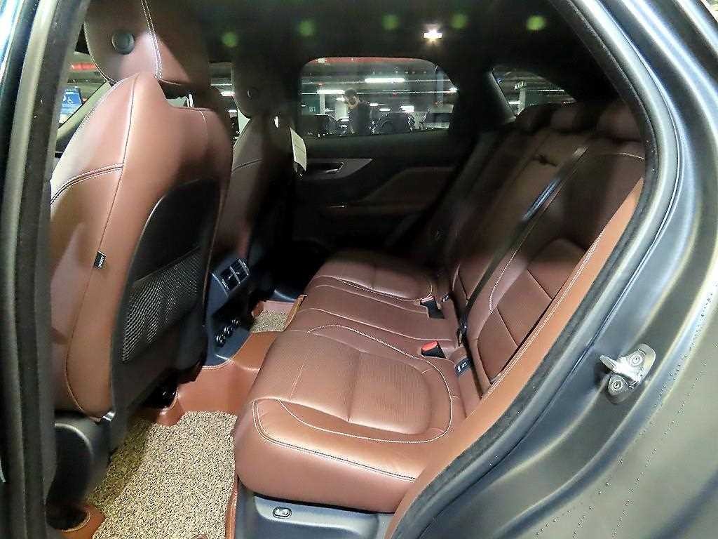재규어 F-PACE 30d S 이미지 7