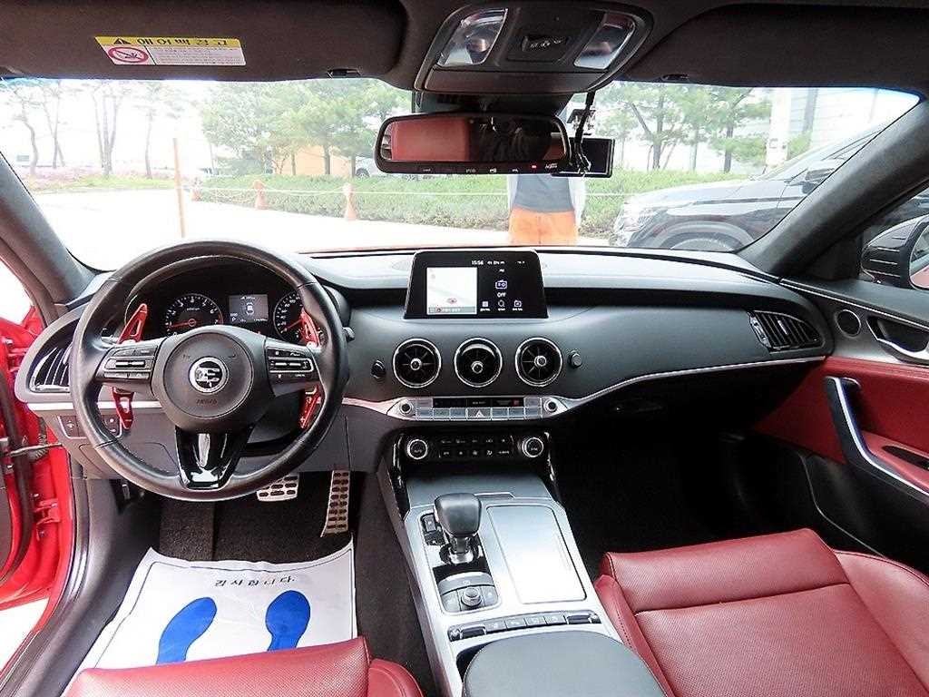 기아 스팅어 가솔린 2.0 터보 2WD 플래티넘 이미지 7