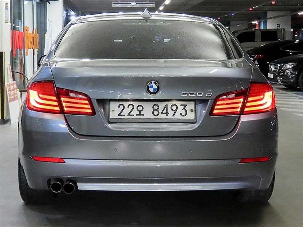 BMW 5시리즈 5시리즈 (F10) 520d 이미지 5