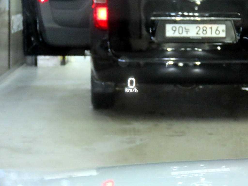 볼보 V60 V60 크로스 컨트리 2세대 2.0 T5 프로 AWD 이미지 13