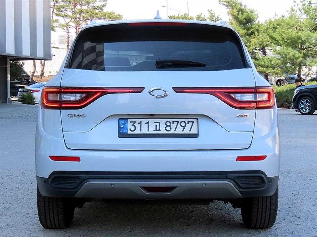 르노코리아(삼성) QM6 더뉴QM6 가솔린 2.0 GDe RE 2WD 이미지 4