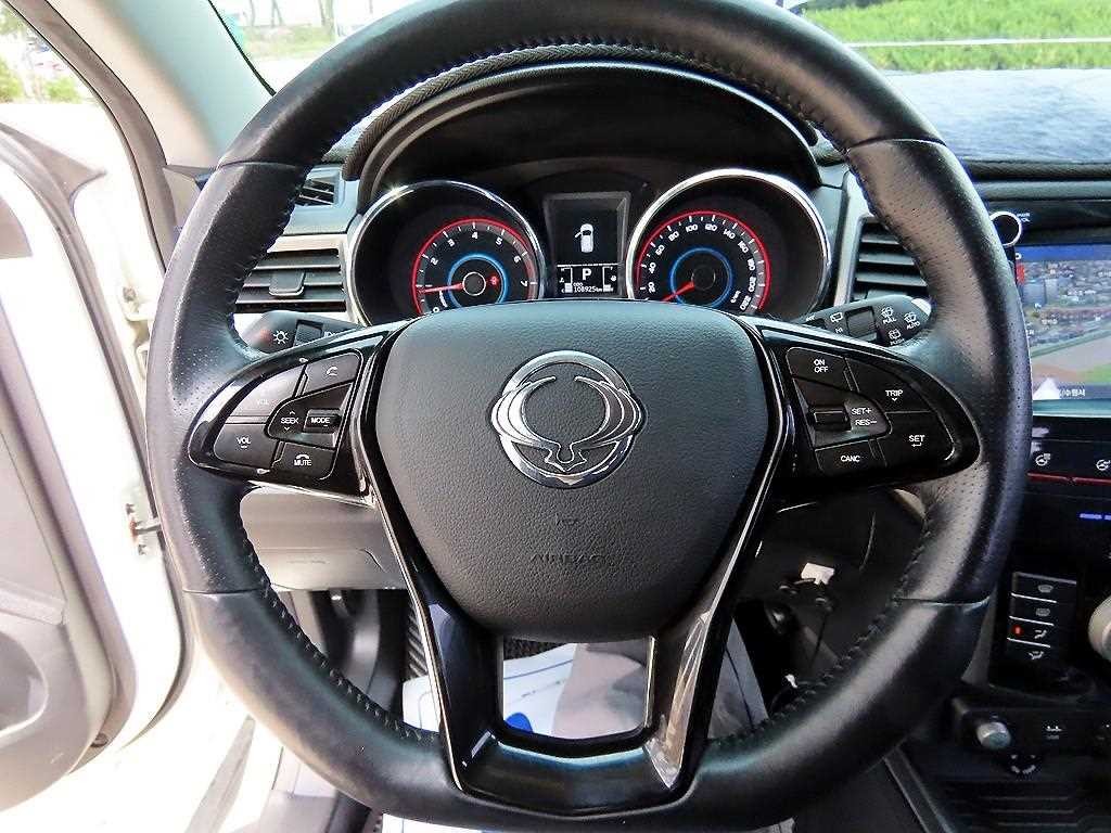 KG모빌리티(쌍용) 티볼리 티볼리 아머 2WD 가솔린 기어 에디션 이미지 8