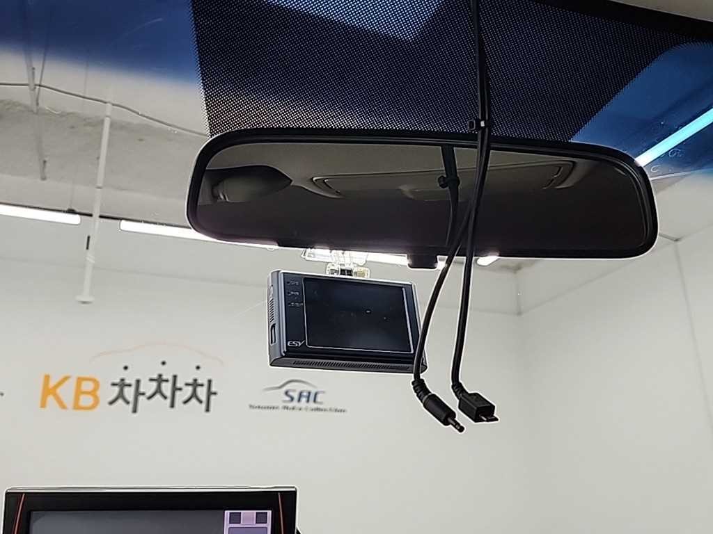 기아 카렌스 올뉴 카렌스 2.0 LPI 프레스티지 이미지 13