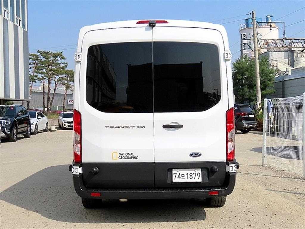 포드 트랜짓 V6 3.7 이미지 4