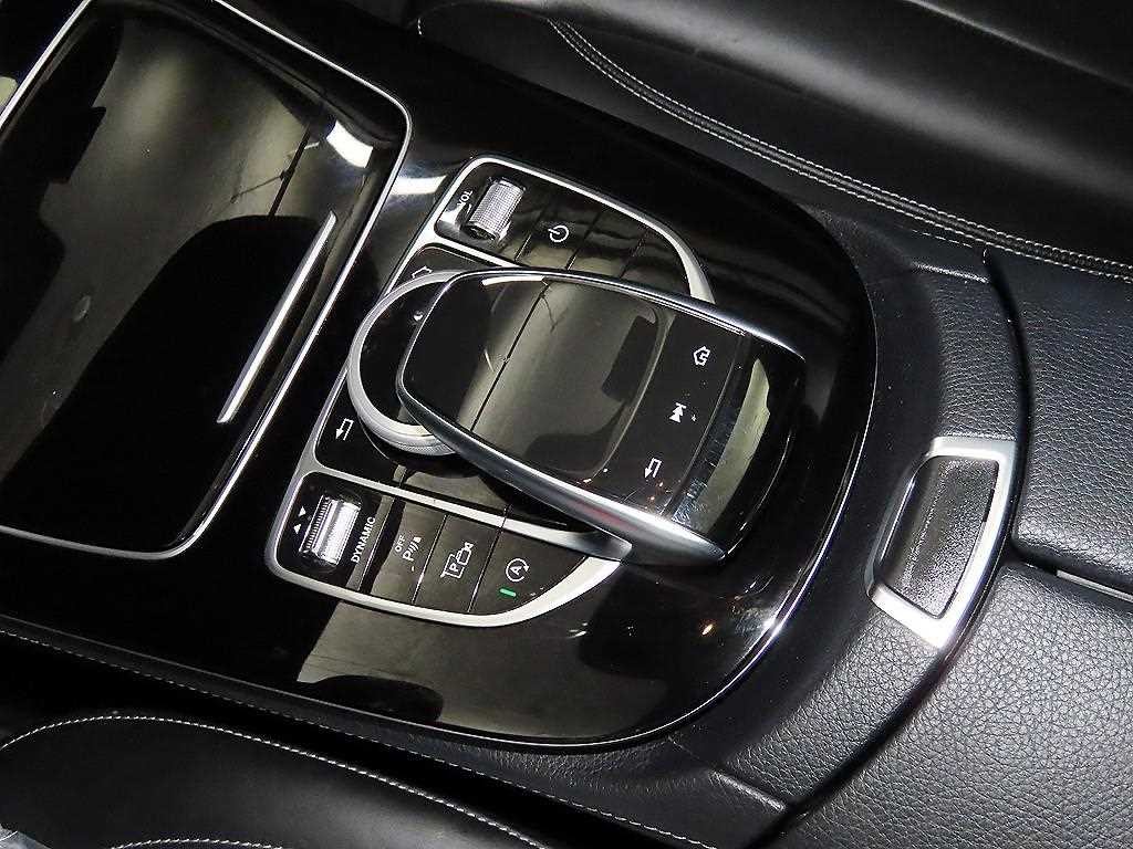 벤츠 E 클래스 E-클래스 W213 E220d 익스클루시브 이미지 13