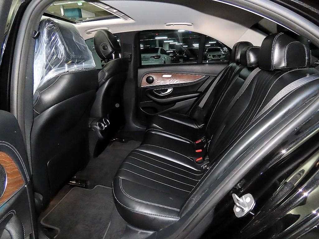 벤츠 E 클래스 E-클래스 W213 E220d 익스클루시브 이미지 7