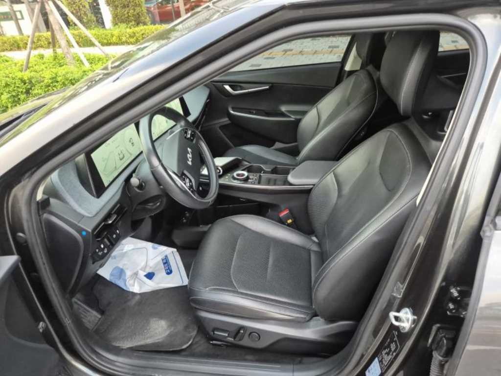 기아 EV6 롱레인지 AWD 에어 이미지 16