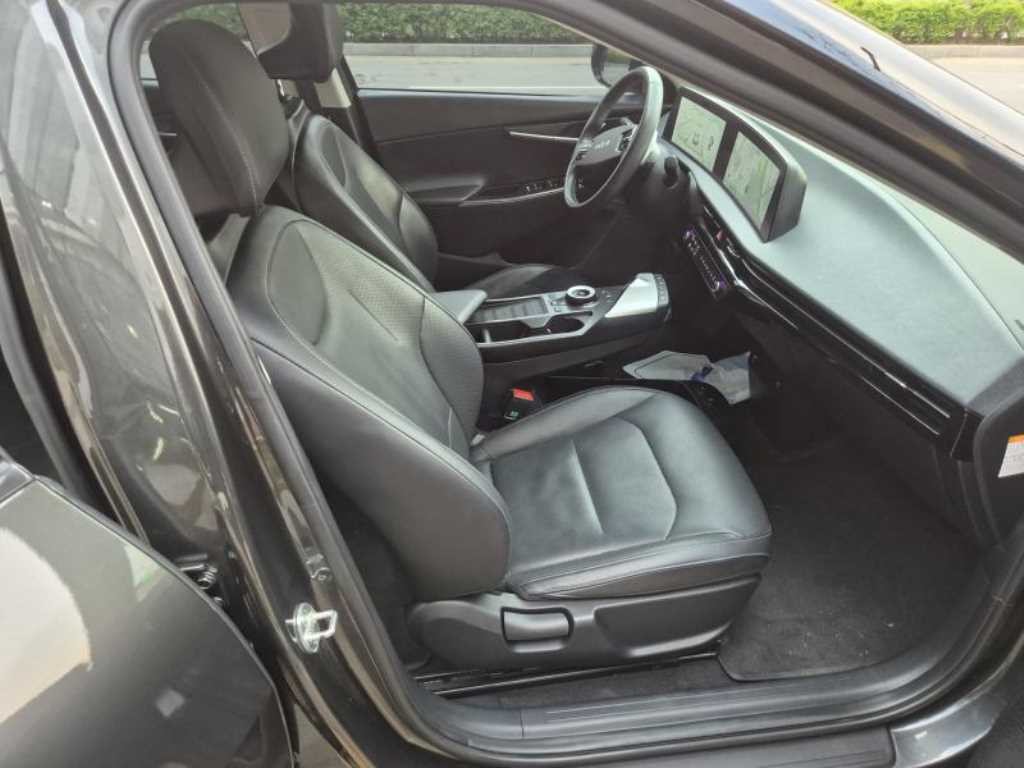 기아 EV6 롱레인지 AWD 에어 이미지 7