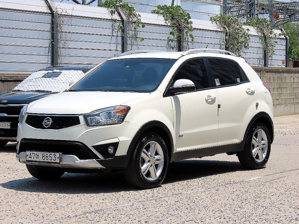 KG모빌리티(쌍용) 코란도 뉴코란도C 4WD 2.0 CVT 고급형 이미지 2