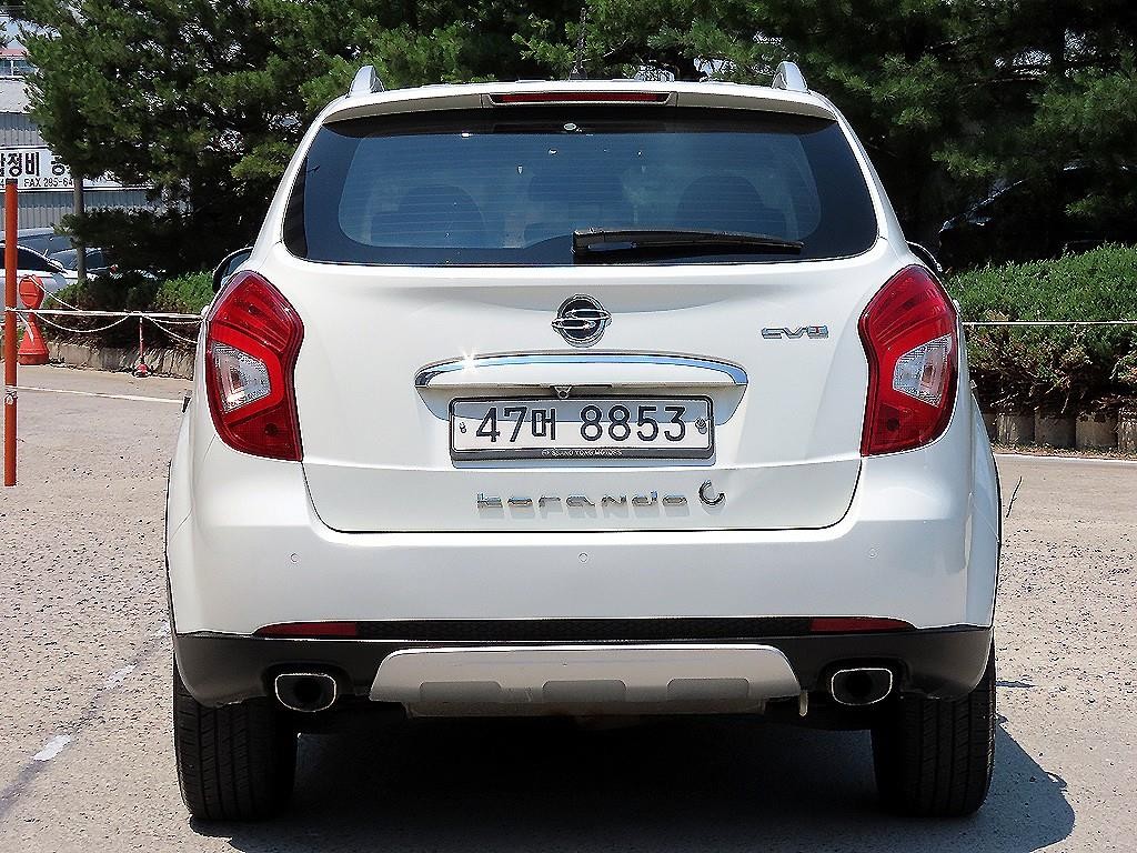 KG모빌리티(쌍용) 코란도 뉴코란도C 4WD 2.0 CVT 고급형 이미지 4
