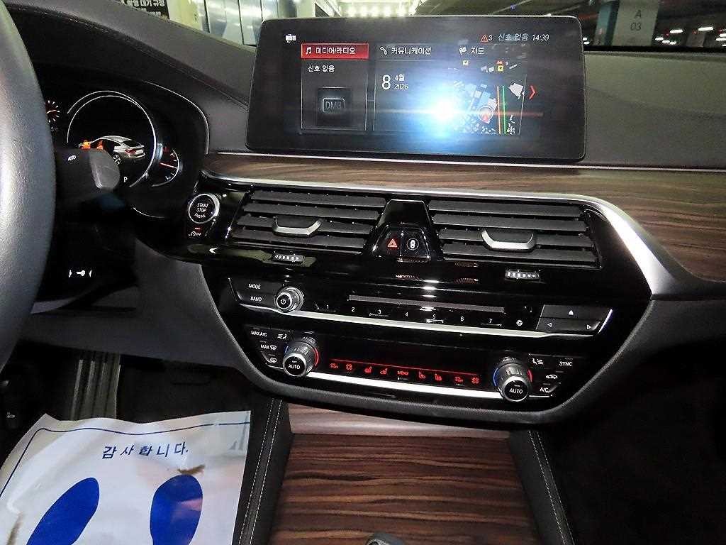 BMW 그란투리스모 6시리즈 GT (G32) 640I XDRIVE 럭셔리 이미지 14