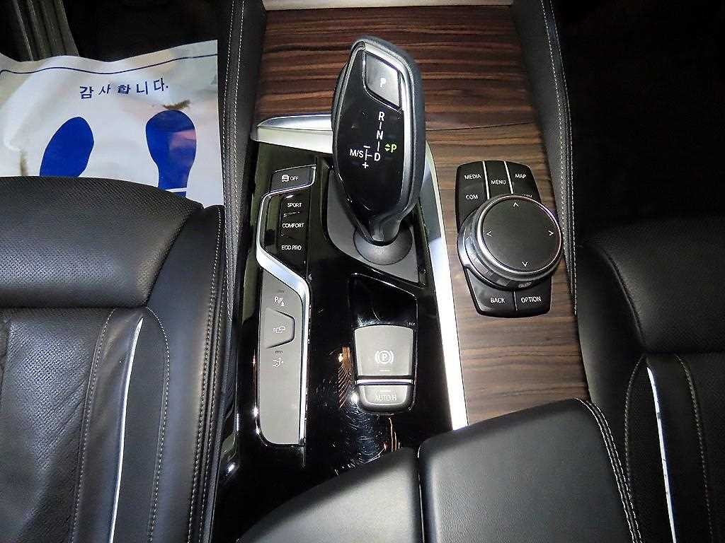 BMW 그란투리스모 6시리즈 GT (G32) 640I XDRIVE 럭셔리 이미지 15