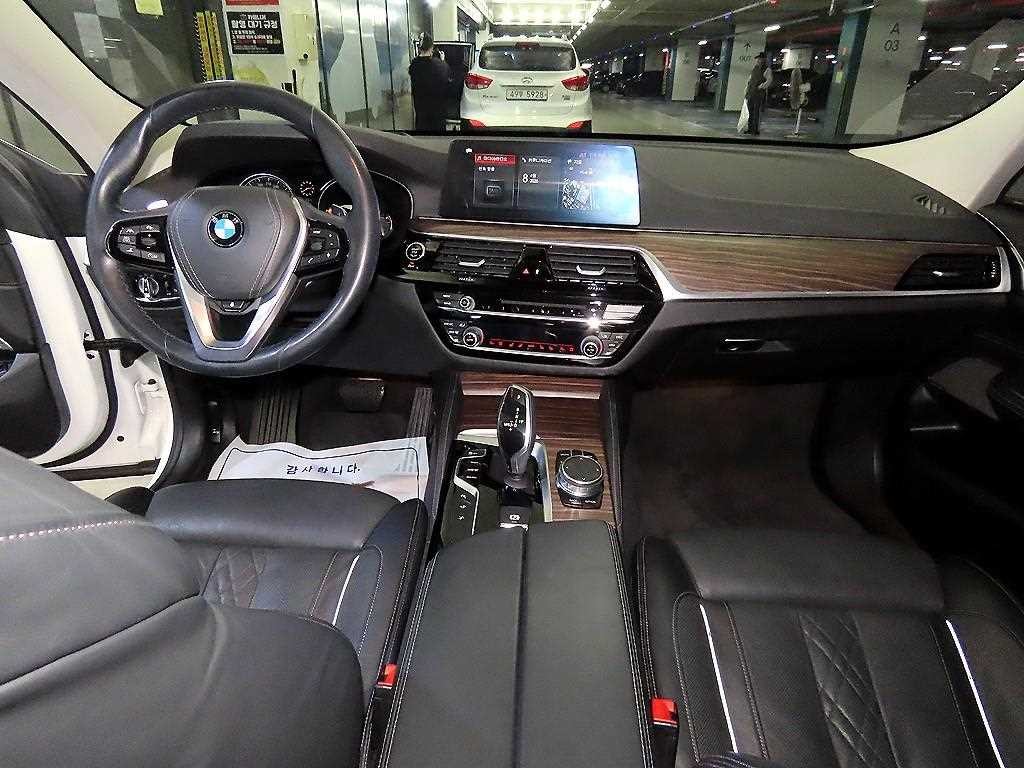 BMW 그란투리스모 6시리즈 GT (G32) 640I XDRIVE 럭셔리 이미지 9