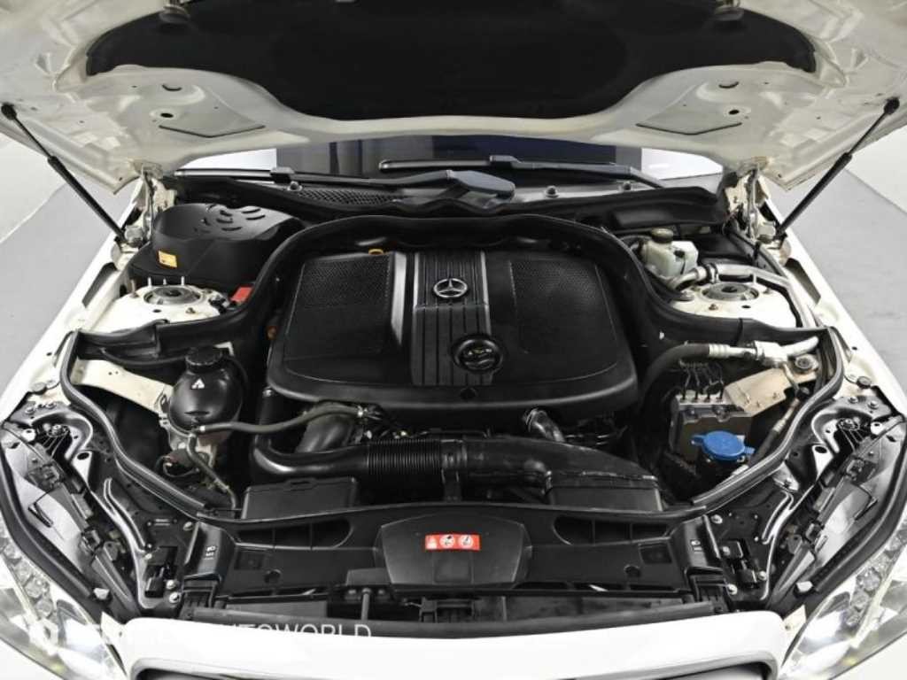 벤츠 E 클래스 E-클래스 W212 E220 블루텍 아방가르드 이미지 6