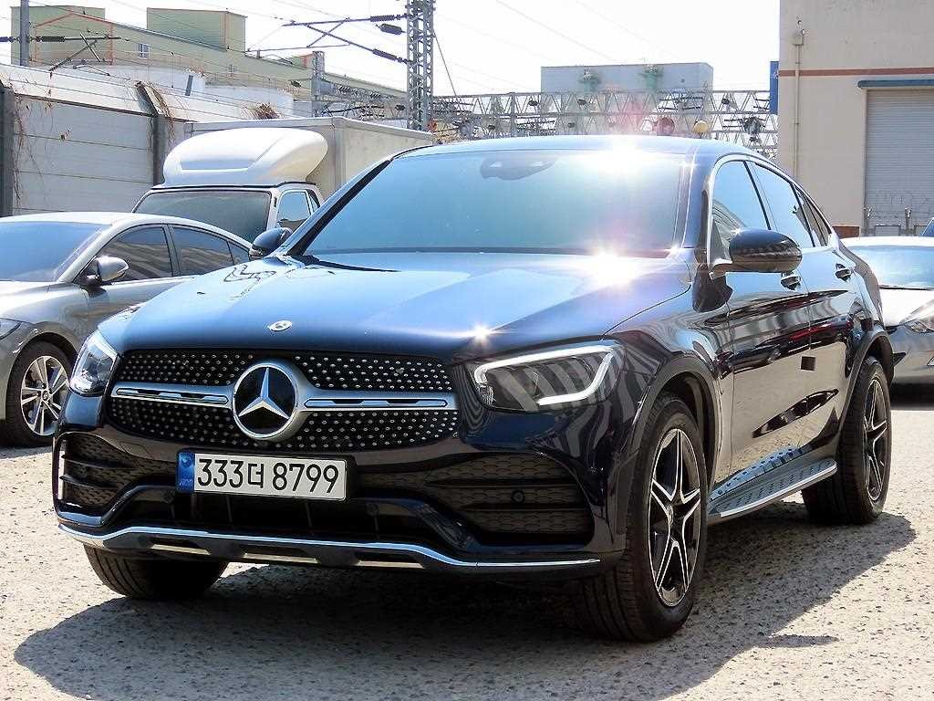 벤츠 GLC 클래스 GLC클래스 X253 GLC 300 4MATIC 쿠페 이미지 2