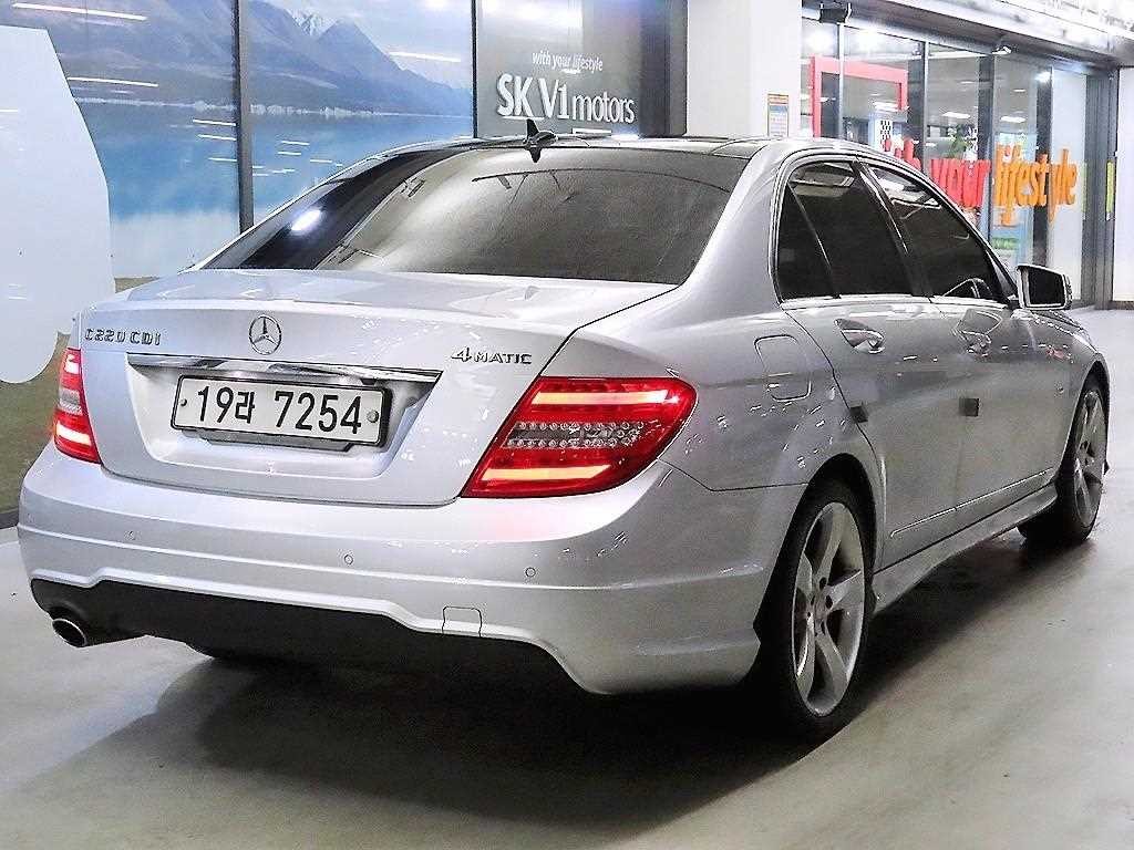 벤츠 C 클래스 C클래스 W204 C220 CDI 4MATIC 에디션 C 이미지 4