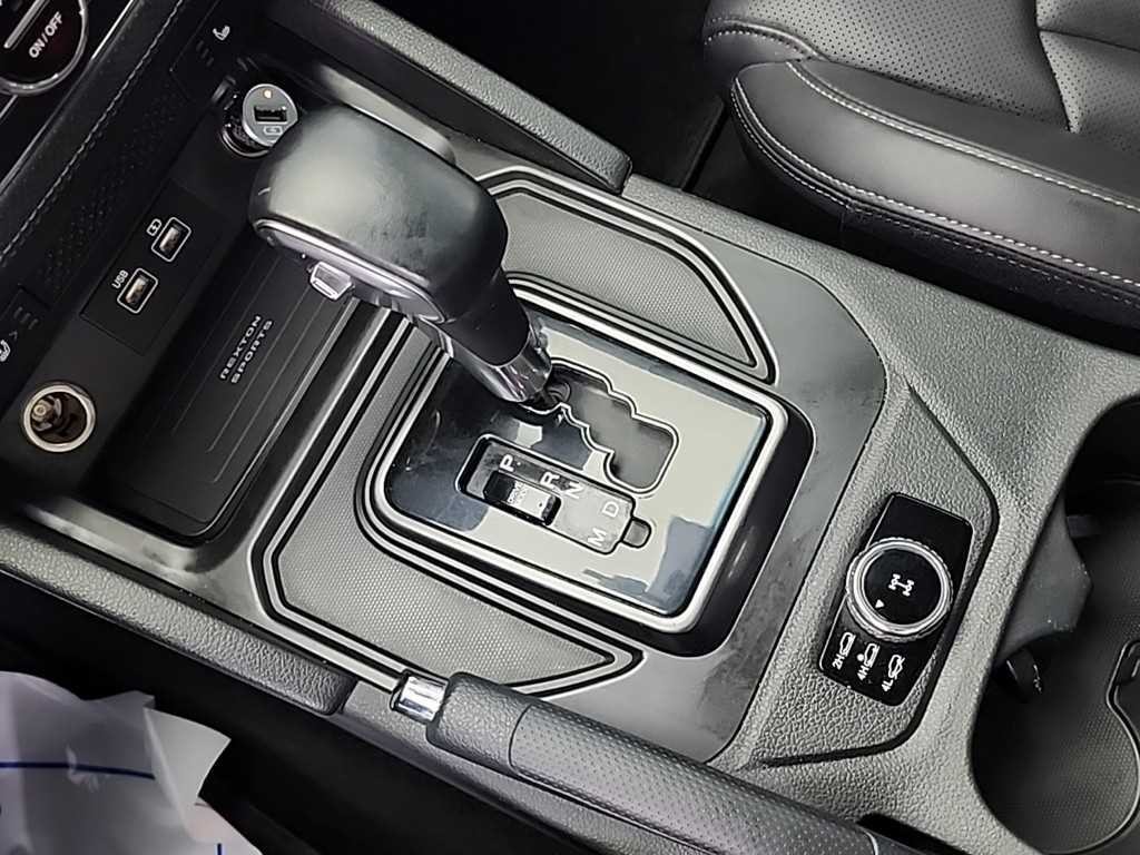 KG모빌리티(쌍용) 렉스턴 더 뉴 렉스턴 스포츠 칸 디젤 2.2 4WD 프레스티지 이미지 8