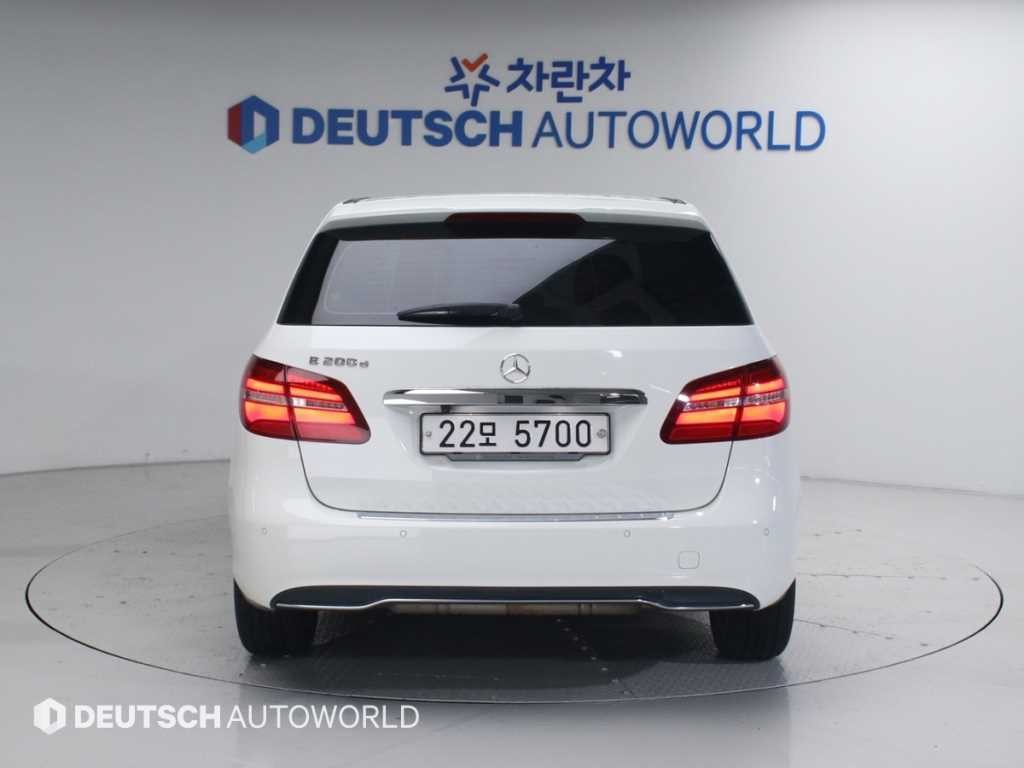 벤츠 B 클래스 (MY B) B클래스 (MY B) B200 d 이미지 4