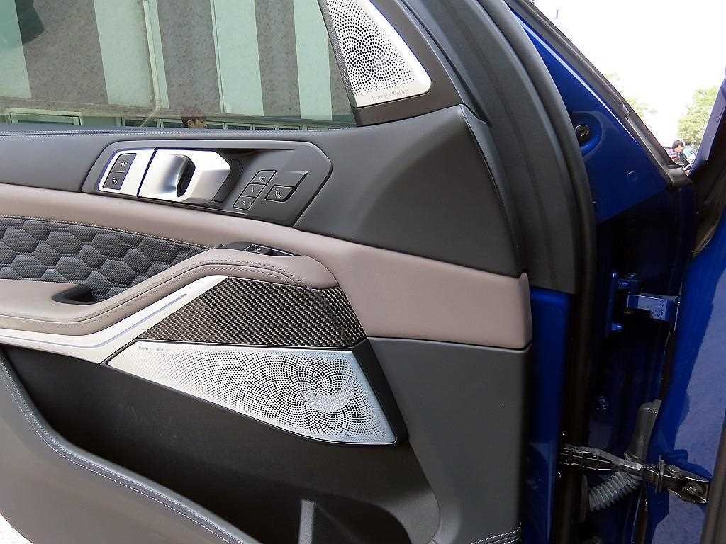 BMW X5M X5M (F95) 4.4 컴페티션 이미지 12