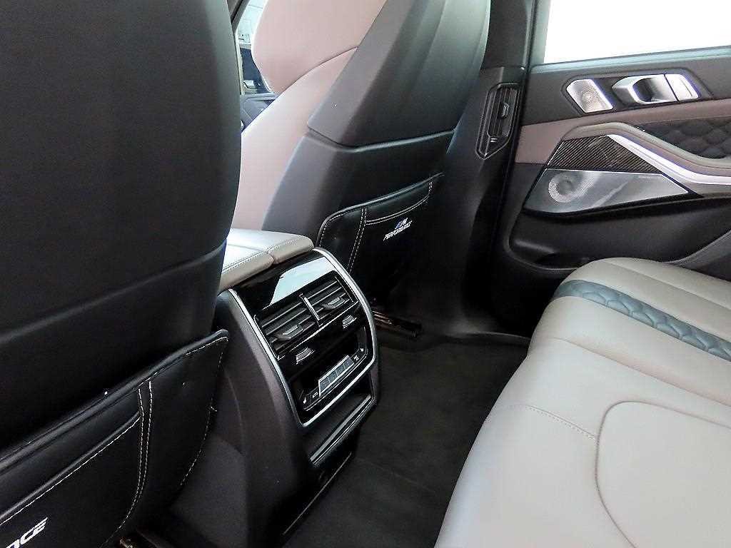 BMW X5M X5M (F95) 4.4 컴페티션 이미지 16