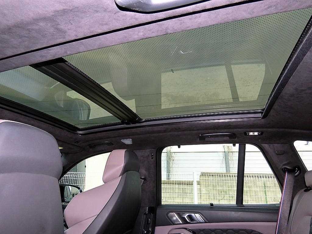 BMW X5M X5M (F95) 4.4 컴페티션 이미지 17