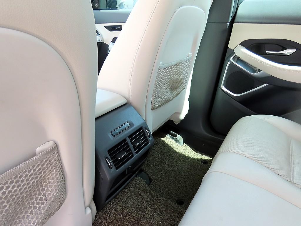 재규어 E-PACE P250 SE 이미지 15