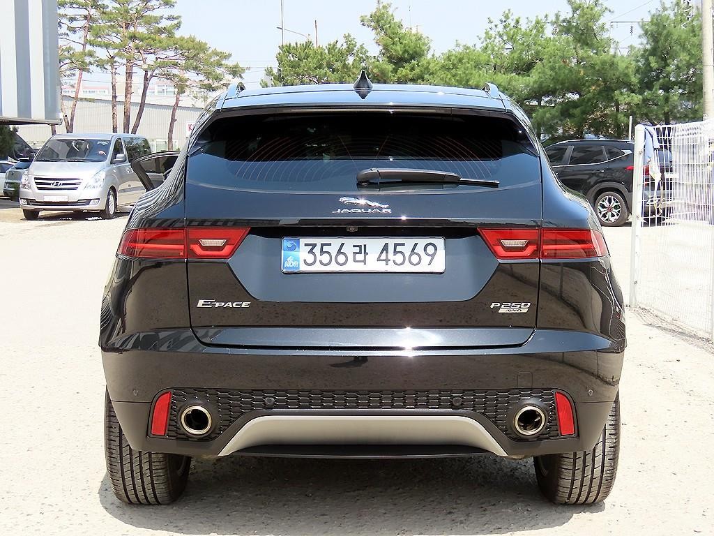 재규어 E-PACE P250 SE 이미지 4