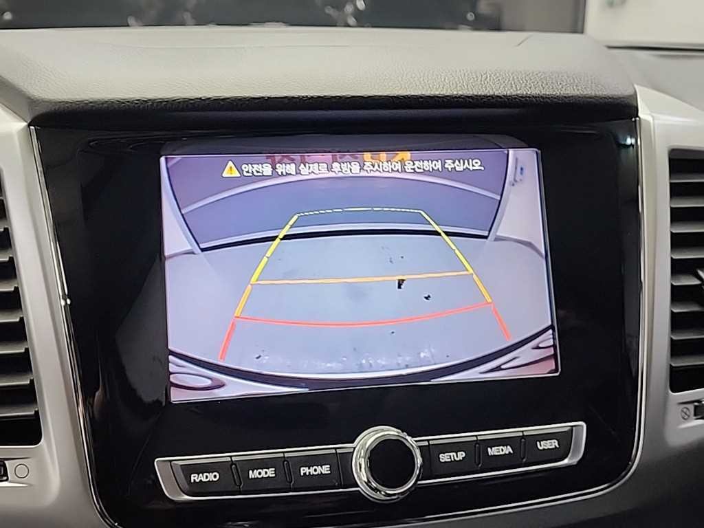 KG모빌리티(쌍용) 렉스턴 올 뉴 렉스턴 (Y450) 디젤 2.2 4WD 럭셔리 이미지 15