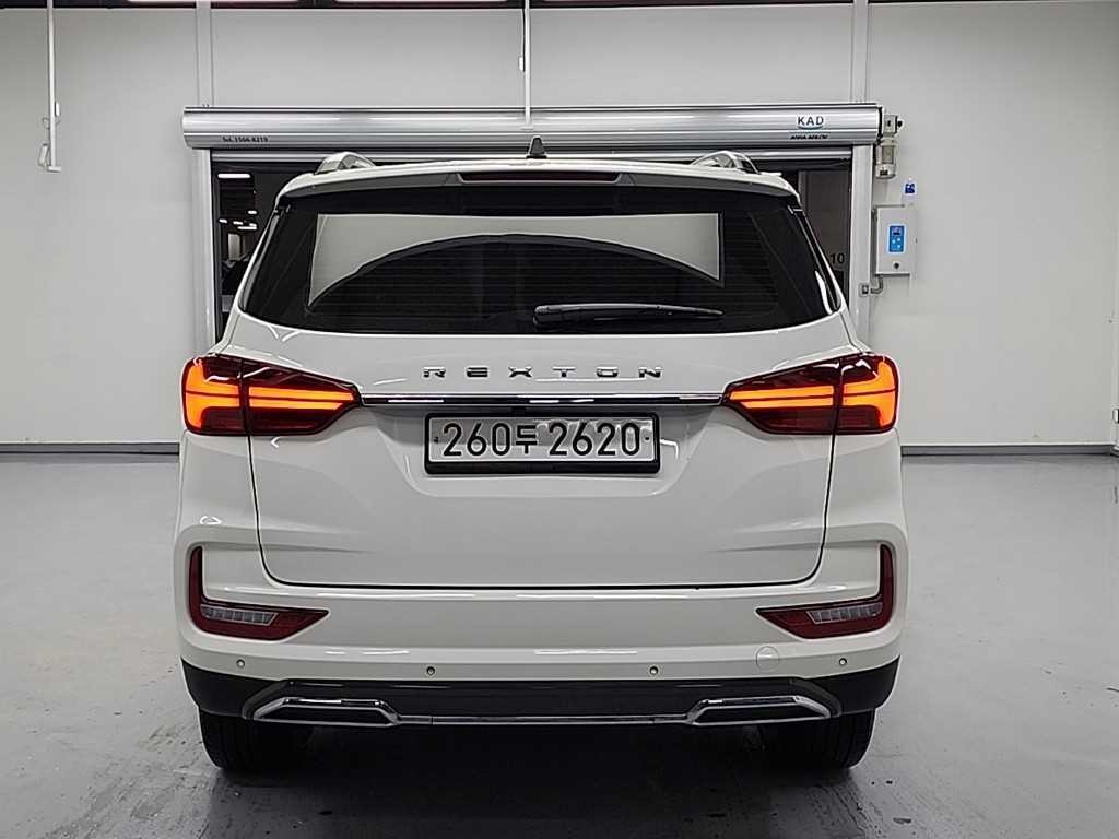 KG모빌리티(쌍용) 렉스턴 올 뉴 렉스턴 (Y450) 디젤 2.2 4WD 럭셔리 이미지 3