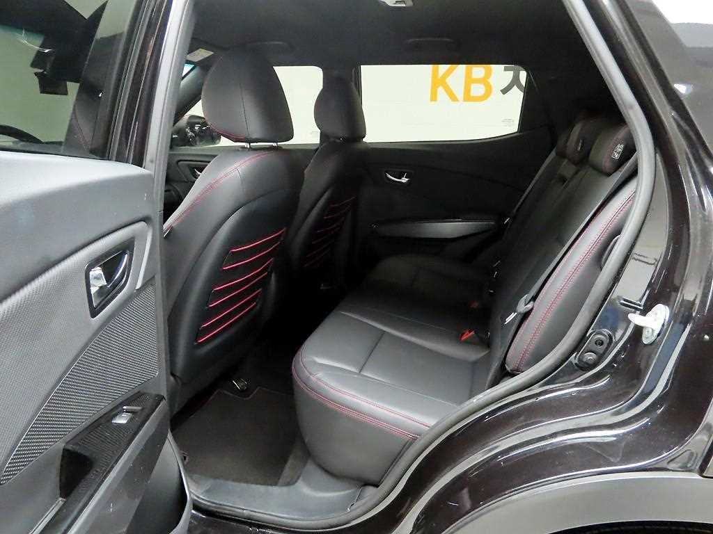 KG모빌리티(쌍용) 티볼리 베리 뉴 티볼리 2WD 가솔린 1.5 R-PLUS 이미지 16