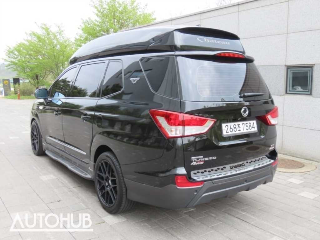 KG모빌리티(쌍용) 코란도 코란도투리스모 4WD 샤토 11인승 이미지 4