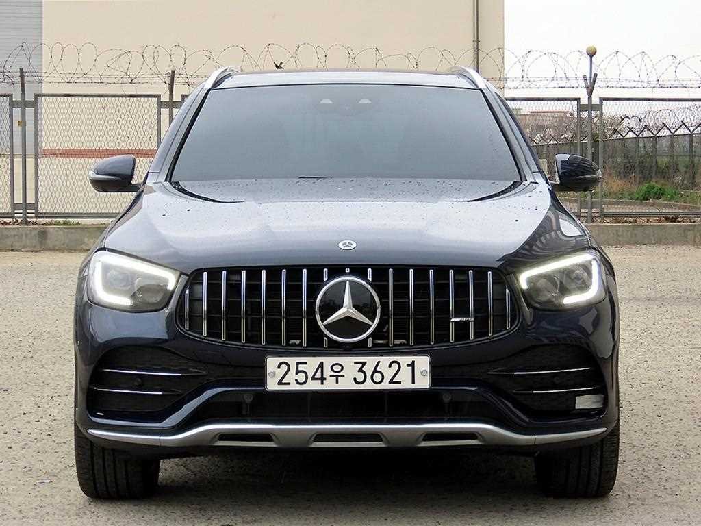 벤츠 GLC 클래스 GLC클래스 X253 AMG GLC 63 4MATIC+ 이미지 1