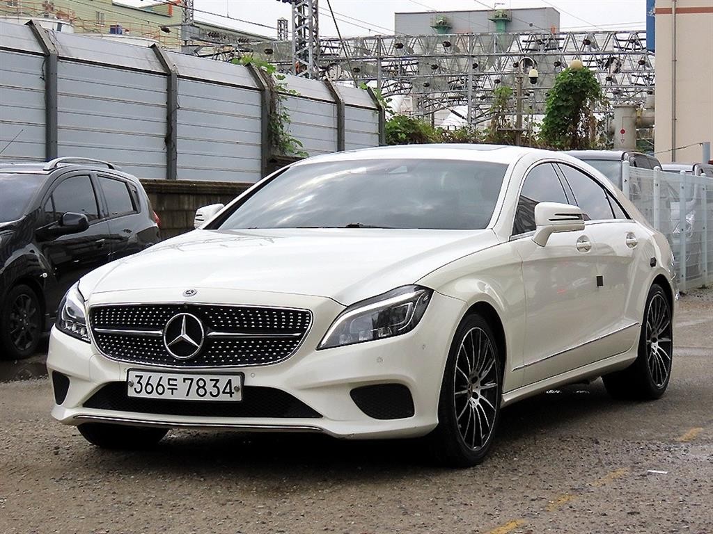 벤츠 CLS 클래스 CLS클래스 W218 CLS 250 블루텍 4MATIC 이미지 2