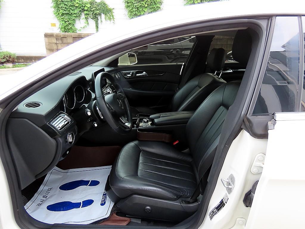 벤츠 CLS 클래스 CLS클래스 W218 CLS 250 블루텍 4MATIC 이미지 5