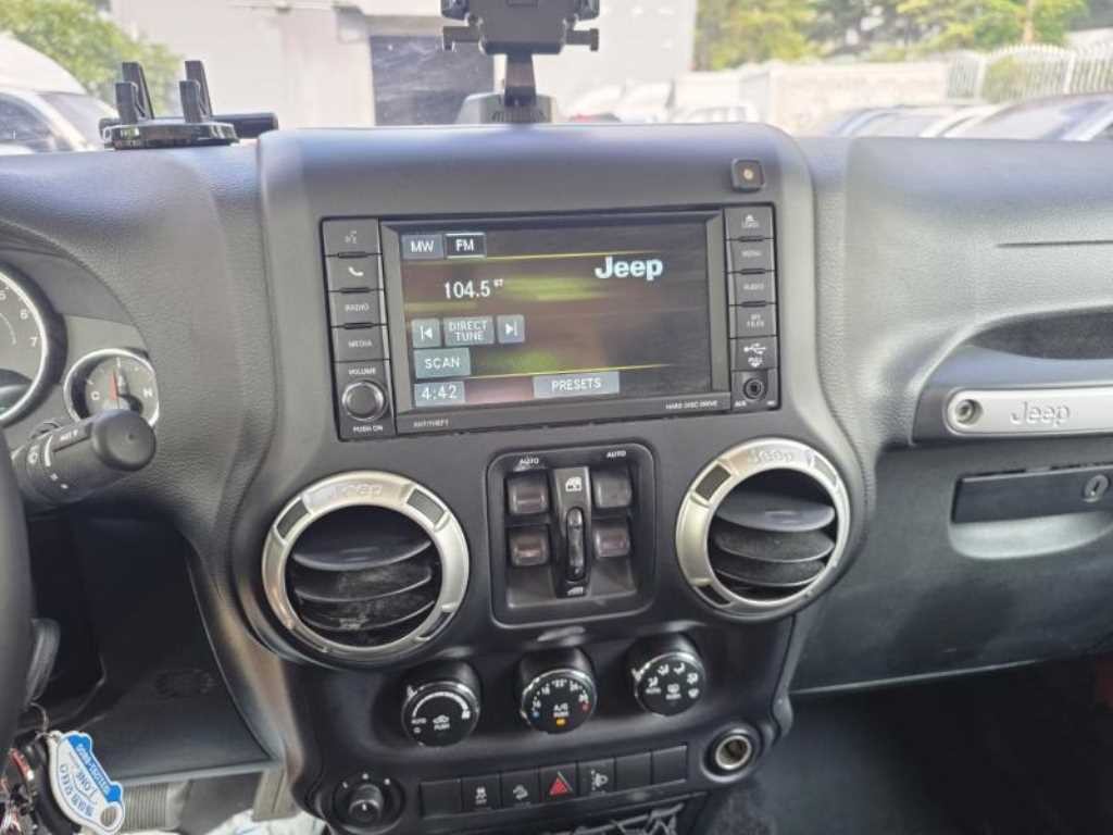지프 랭글러 3.6 루비콘 4DR 이미지 11